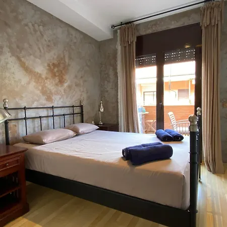 Apartamento En La Playa Fenals - דירה יורט דה מאר